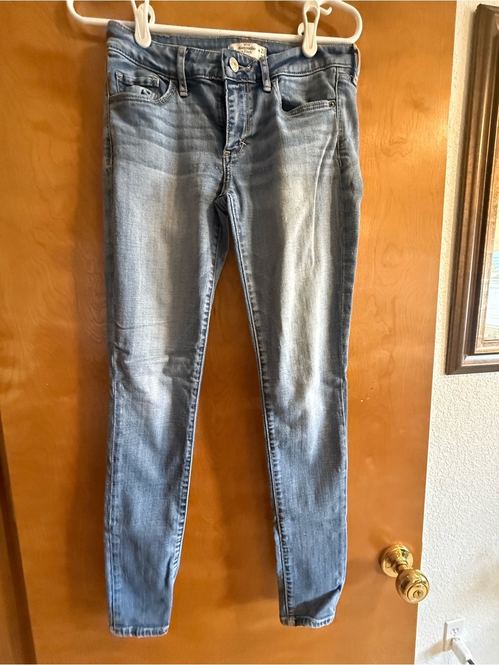 Abercrombie & Fitch Light Wash Skinny Jeans